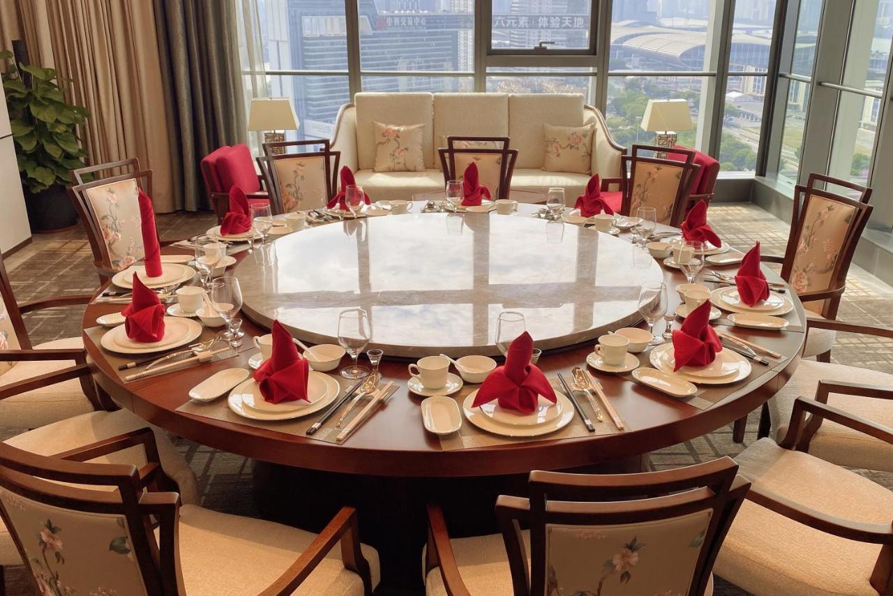 Guangzhou Pazhou Ln Dongfang Hotel Bagian luar foto