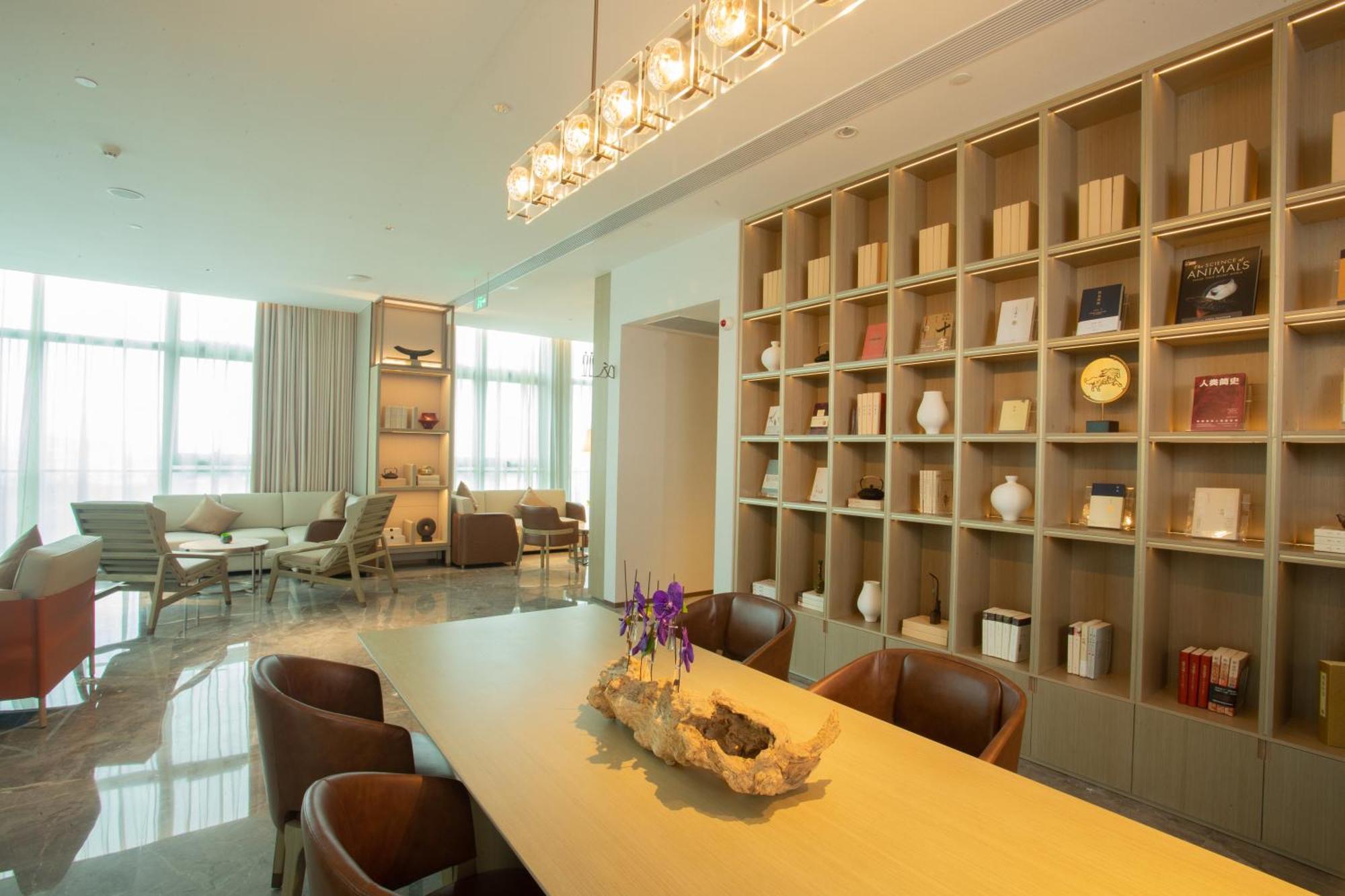 Guangzhou Pazhou Ln Dongfang Hotel Bagian luar foto
